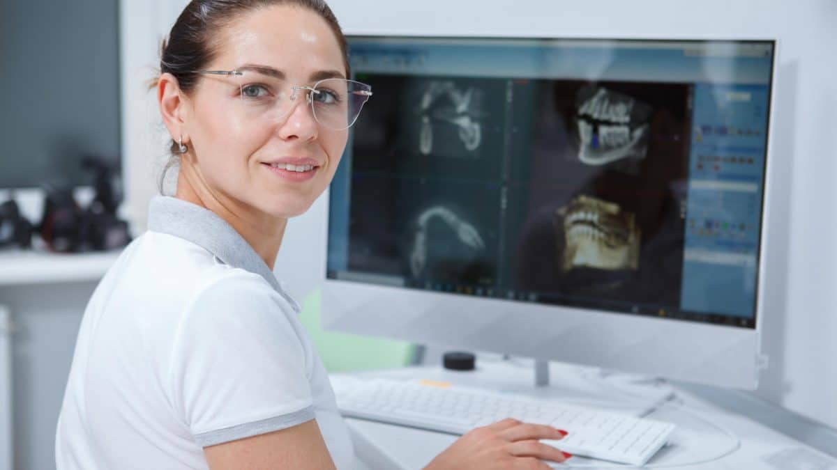 tomografii CBCT